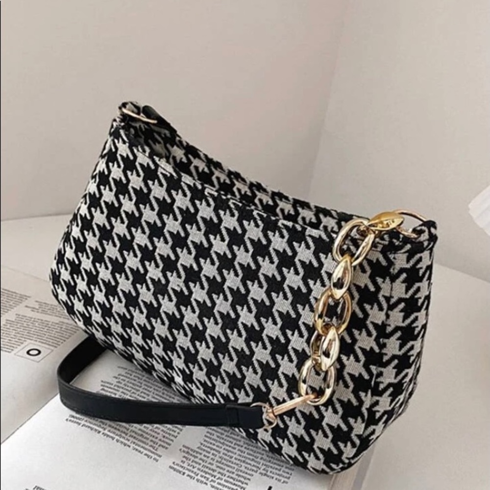 Houndstooth baguette bag